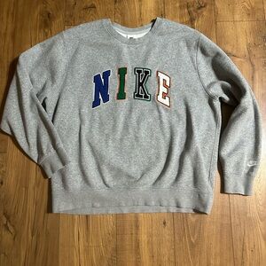 Nike Gray Crewneck Sweatshirt with Multicolor NIKE Patch